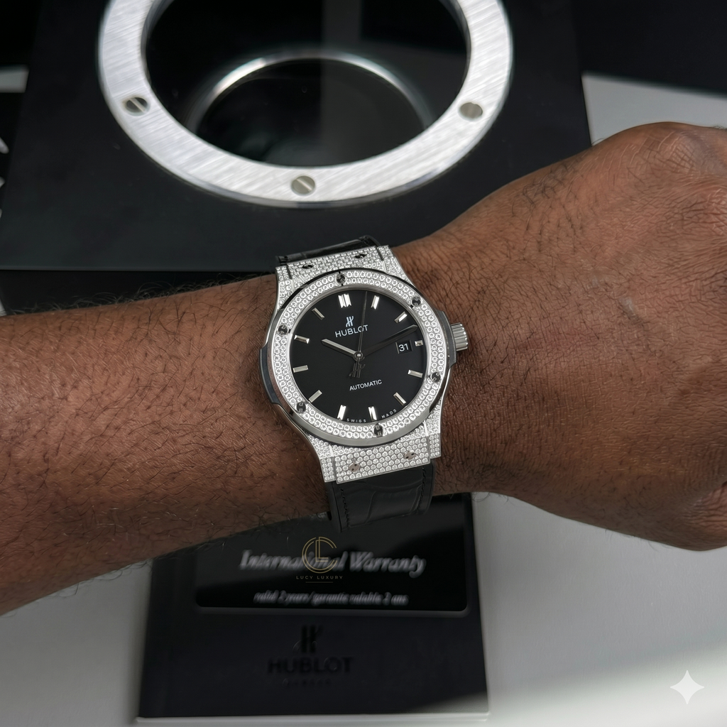 Hublot Classic Fusion Diamonds 42mm Dial Black